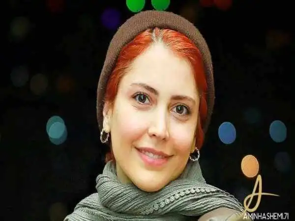 عکس؛ سفر زمان؛ چهرۀ بازیگر نقش «طوبی» (سریال طوبی) در مراسم اکران فیلم جدیدش