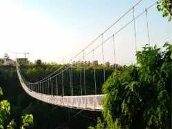 تصاویر؛ پل معلق در دل دره زیبای خیاوچای، عکس پل معلق مشگین شهر