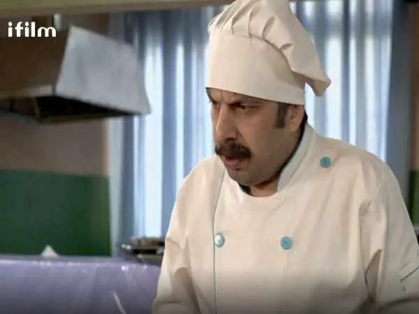 عکس| سفر در زمان؛ «عمو کریم» سریال بچه مهندس 2 در جشن تولد 20 سالگی جواد عزتی