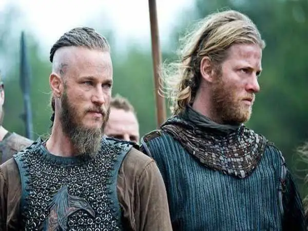 مجسمۀ هزارساله راز «مدل موی واقعی وایکینگ ها» را آشکار کرد