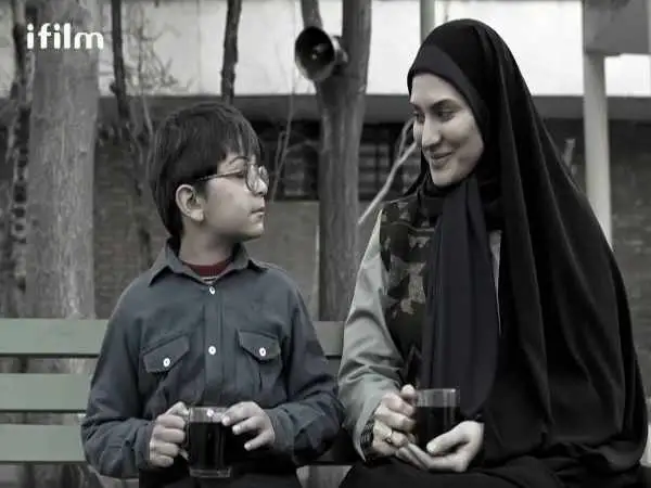 عکس| سفر در زمان؛ «مامان صدیقه» سریال بچه مهندس در 2 سالگی؛ سال 1370