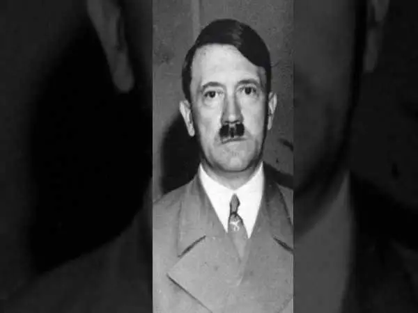 عکس؛ سفر در زمان؛ نماینده مجلس در کنار هیتلر