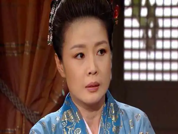 عکس| سفر زمان؛ چهرۀ «عمه چیریانگ» (سریال جومونگ) در عکس های شخصی اش