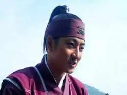 عکس| سفر در زمان؛ بازیگر نقش «جومونگ» در جشن تولد 41 سالگی؛ اش؛ سال 1392