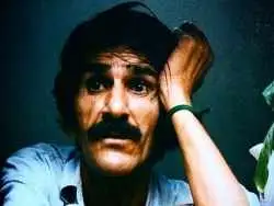 عکس| سفر به تاریخ؛ «حسین پناهی» در مراسم عروسی «صادق آهنگران»؛ سال 1358