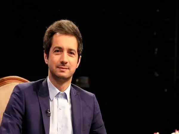 عکس| سفر در زمان؛ «نجم الدین شریعتی» در حال اسب سواری در اشکورات؛ سال 1401