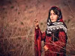 عکس| سفر در زمان؛ «روناک، عطا و روژان» در پشت صحنه سریال نون خ 3؛ سال 1400