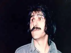 عکس| سفر به تاریخ؛ «حسین پناهی» در کنار «مهدی مهدوی کیا»؛ دهۀ 70