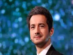 عکس| سفر در زمان؛ «نجم الدین شریعتی» در کابین جنگنده میگ 29؛ سال 1400