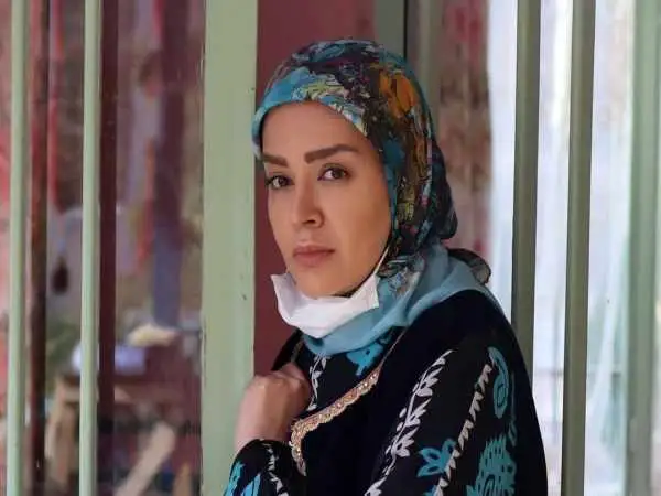 عکس| سفر در زمان؛ «کژال، بهنوش، شیرین و مرجان» سریال نون خ در یک برنامه تلویزیونی؛ سال 98