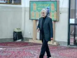 عکس؛ سفر در زمان؛ «سردار سلیمانی و سرلشکر باقری» در یک مراسم رسمی؛ دهه 90