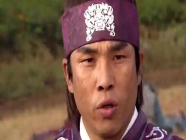 عکس| سفر در زمان؛ «سایون، مدوک، هیوبو و نارو» در پشت صحنه سریال جومونگ؛ سال 1383