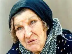 عکس| سفر در زمان؛ «ماهچهره خلیلی در کنار مادربزرگ اش پروین سلیمانی»؛ دهه 80