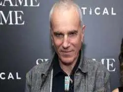 از کفاشی در ایتالیا تا بازگشت به پرده سینما