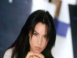 عکس| سفر در زمان؛ بازیگر نقش «مالنا» در 58 سالگی در یک مراسم؛ سال 1401