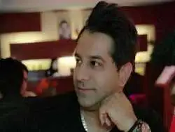 عکس| سفر در زمان؛ «امید جهان و لیلا اوتادی» در یک مراسم عزاداری؛ 7 سال قبل