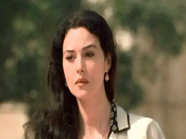 عکس| سفر در زمان؛ «مونیکا بلوچی» در دوران کودکی و در 5 سالگی؛ سال 1348