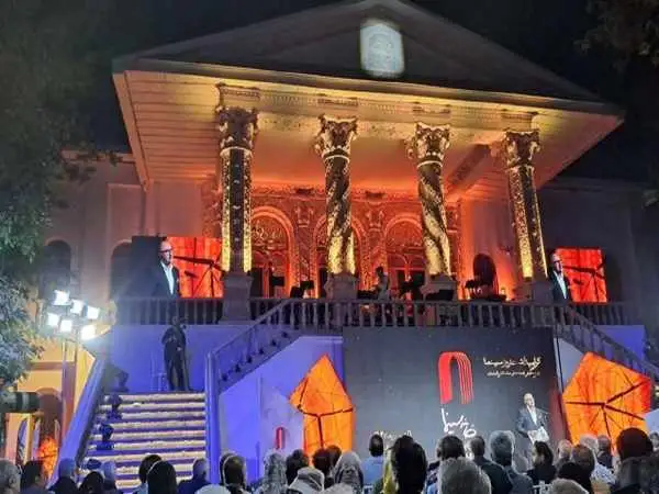 تصاویر؛ از تقدیر پرستویی، ستاره اسکندری تا حرف های صریح حامد بهداد و آزاده صمدی