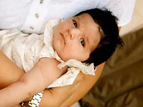 عکس| سفر در زمان؛ «لیلا دختر کوچک محمدرضا پهلوی» در حال اسکی در سوئیس؛ سال 51