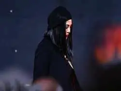 خانم آزاده صمدی! با ما کمی رو بازی کنید لطفا