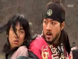 عکس| سفر به تاریخ؛ «جومونگ و پسرش» در حال تمرین دیالوگ در پشت صحنه سریال «جومونگ»