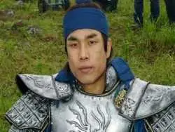 عکس| سفر زمان؛ چهرۀ «نارو» (سریال جومونگ) در 59 سالگی در حال گردش در جنگل