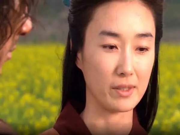 عکس| سفر در زمان؛ «بانو یوها» سریال جومونگ در لباس ارتش کره جنوبی؛ سال 1401