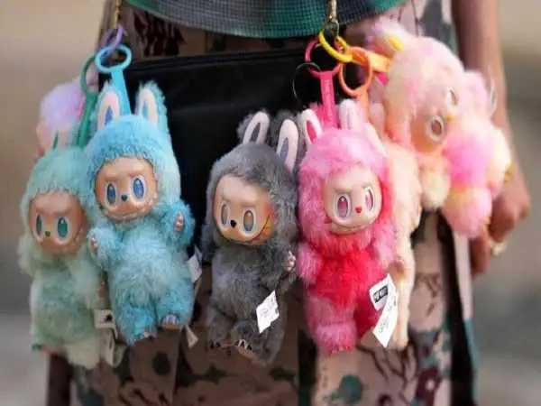 لبوبو؛ عروسکی که 800 میلیارد از جیب ایرانی ها برد