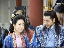 عکس| سفر به تاریخ؛ عکس یادگاری «سولان، زن تسو» با «مادرشوهرش» در پشت صحنه سریال «جومونگ»