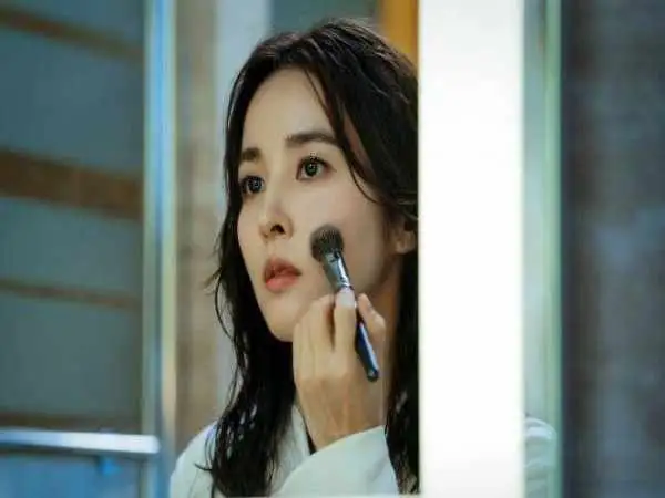 عکس| سفر زمان؛ «سوسانو» 17 سال بعد از سریال «جومونگ» در پشت صحنه سریال «وکیل طلاق»