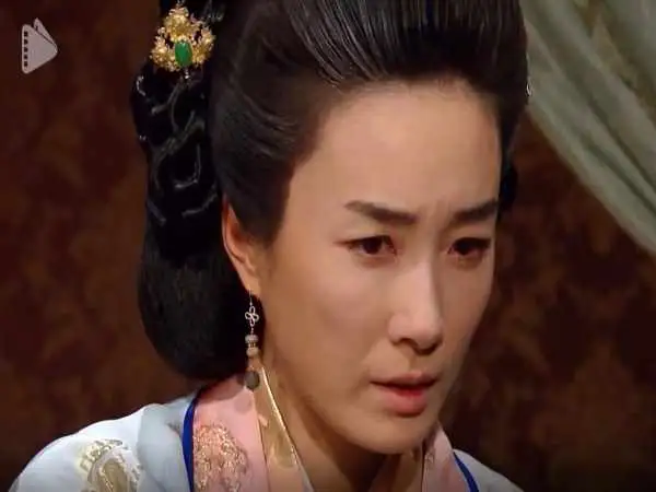 عکس| سفر در زمان؛ «گوموآ و بانو یوها» در جلسه فیلمنامه خوانی سریال جومونگ؛ سال 1383