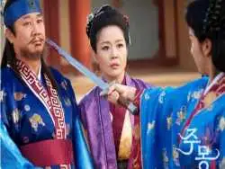 عکس| سفر به تاریخ؛ عکس یادگاری «عمه چیریانگ، معاون یِنگ تک و چانسو» در پشت صحنه «جومونگ»