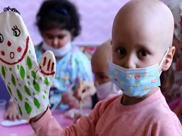 هشدار: این علائم کودکان نشانه سرطان اند!