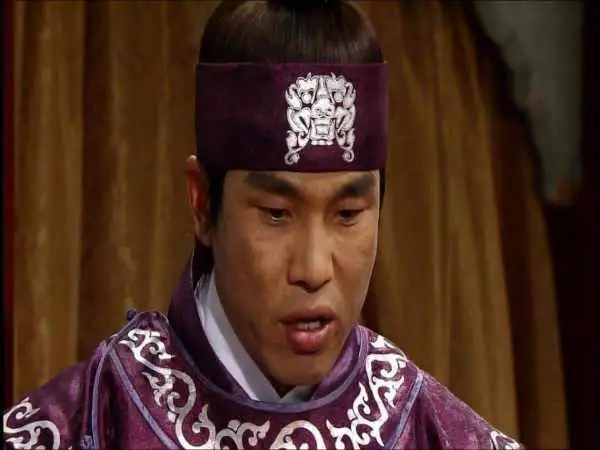 عکس| سفر به تاریخ؛ چهرۀ «نارو» در یک فیلم اکشن؛ 4 سال قبل از سریال «جومونگ»