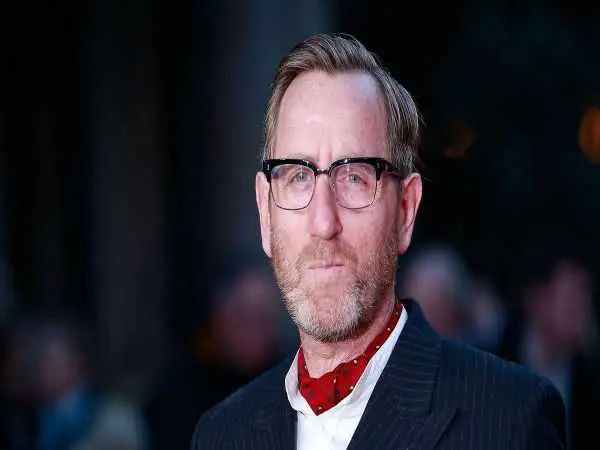 تصاویر| زندگی خصوصی، عکس های شخصی و بیوگرافی مایکل اسمایلی