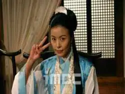 عکس| سفر به تاریخ؛ چهرۀ خندان «یومیول» و «مدیر اوته» در پشت صحنه سریال «جومونگ»