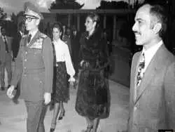 سفر در زمان؛ یادداشت های علم، دوشنبه 4 دی 1351: ملک حسین در عروسی سوم خود، با یک دختر فلسطینی 24 ساله ازدواج کرده