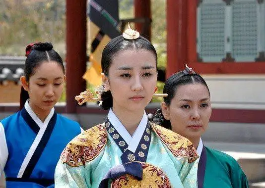 عکس| سفر زمان؛ عکس های عروسی «ملکه اینهیون» (سریال دونگ یی) در 30 سالگی