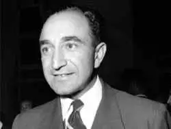 سفر در زمان؛ یادداشت های علم، چهارشنبه 6 دی 1351: شاه گفت پادشاه مراکش دچار مالیخولیا شده