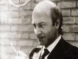 عکس| سفر در زمان؛ «چمران، احسان شریعتی و ابراهیم یزدی» بر سر مزار دکتر شریعتی در دمشق؛ سال 56