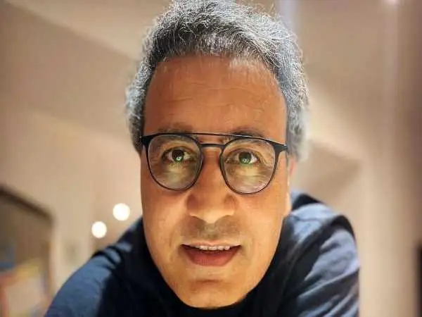 عکس| سفر در زمان؛ چهره «مهدی مهدوی کیا» در ماه های نخست تولد؛ سال 56