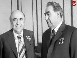 عکس| سفر به تاریخ؛ دیدار «هویدا» با «برژنف» رهبر شوروی در مسکو؛ دهه 50