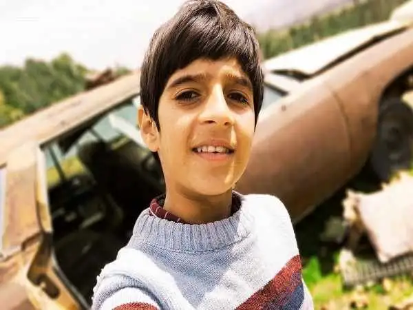 عکس| سفر در زمان؛ «امیر» سریال بچه مهندس 4 در جشن تولد 15 سالگی؛ سال 1401