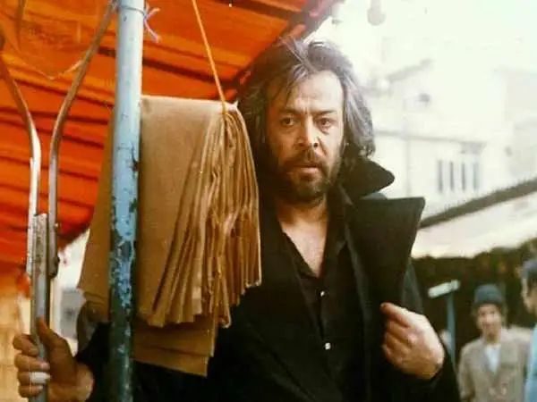 عکس| سفر در زمان؛ «ایرج قادری» در سال های پایانی عمرش؛ اوایل دهه 90