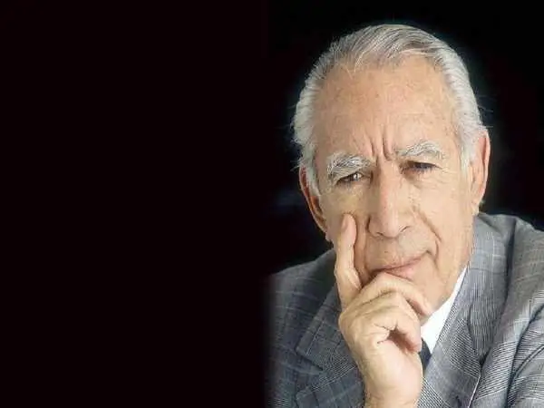 عکس؛ سفر در زمان؛ «حمزه» فیلم محمدرسول الله با گریم متفاوت در پشت صحنه یک فیلم؛ سال 1324