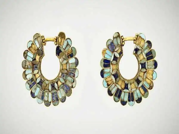 عکس؛ یک جفت گوشواره طلا از دوره هخامنشی