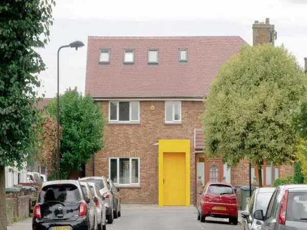 تصاویر؛ 9 «درِ ورودی» منحصربه فرد در خانه هایی از سراسر جهان