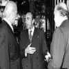 سفر در زمان؛ یادداشت های علم، شنبه 7 بهمن 1351: بعد از اینکه سفیر انگلیس الدرم بلدرم کرد، حسابش را رسیدم 
