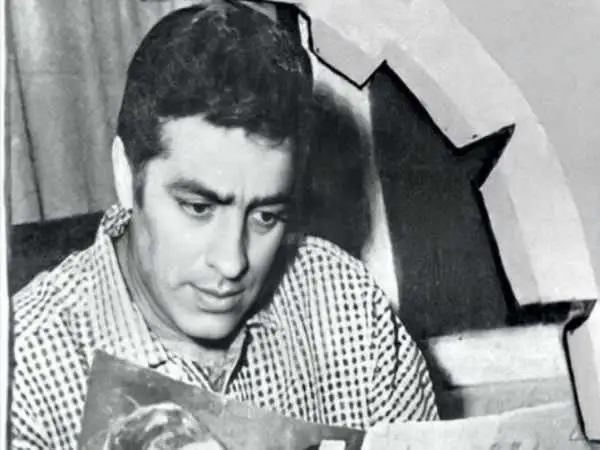 عکس| سفر در زمان؛ «تختی» در حال اجرای فن روی «فردین» در سالن کشتی؛ دهه 30