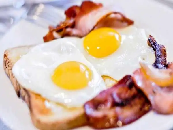 4 ویژگی مهم برای یک صبحانه سالم و انرژی بخش